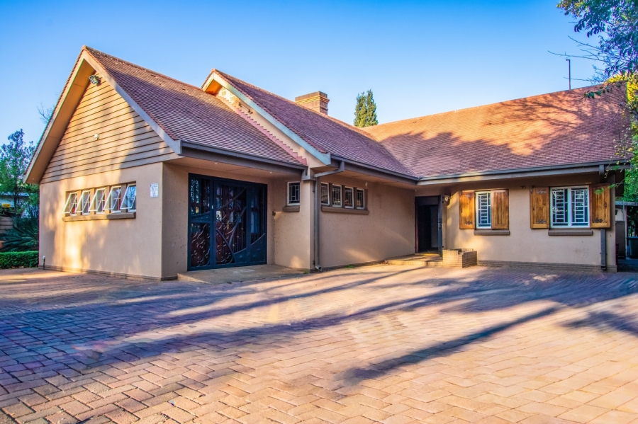 7 Bedroom Property for Sale in Die Bult North West